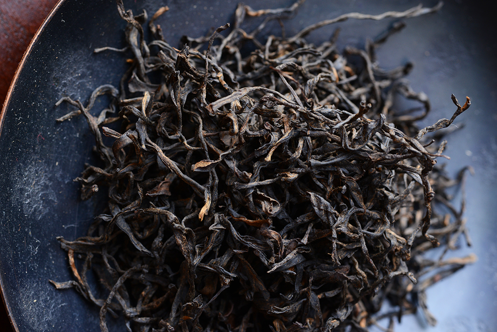 Tie Luo han oolong tea